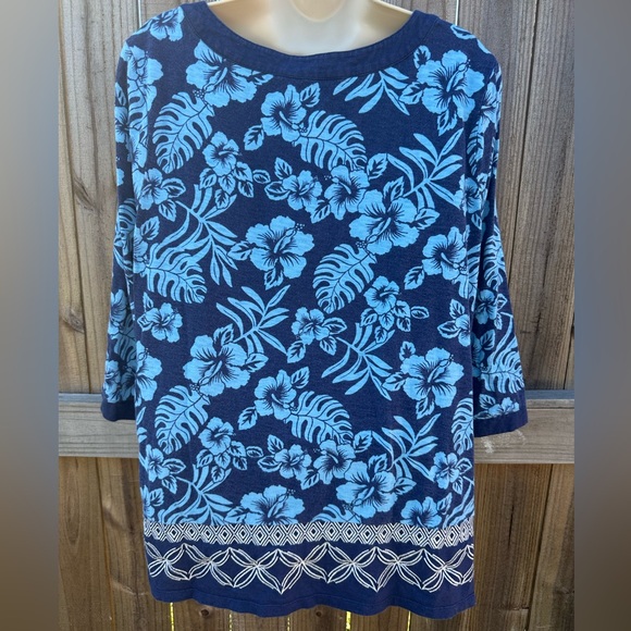Tommy Bahama women’s floral 100% cotton top size women’s xl - Picture 3 of 6